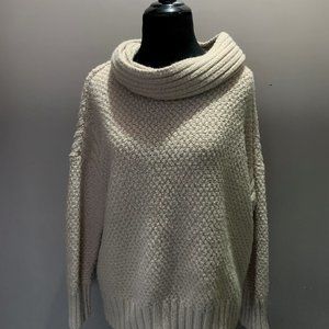 Jennifer Lopez Sweater